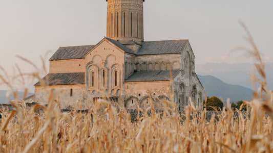 Fragrant Sacred Spaces: The Architectural Fusion of Worship and Aromatics